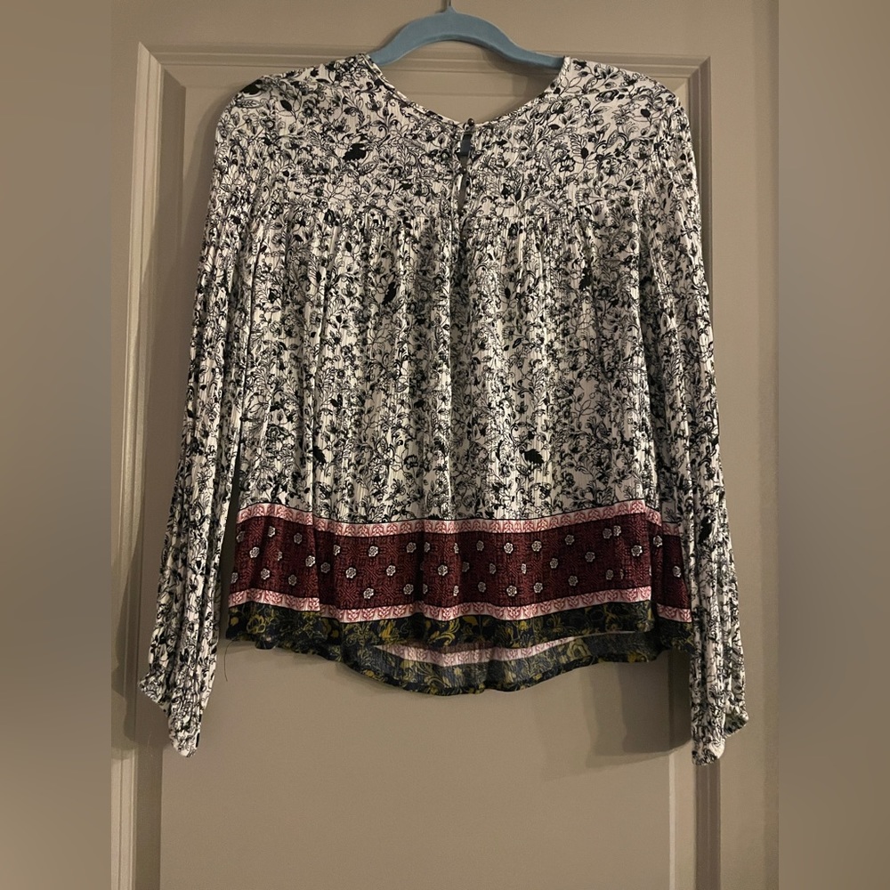 khloe k flowy top size cs